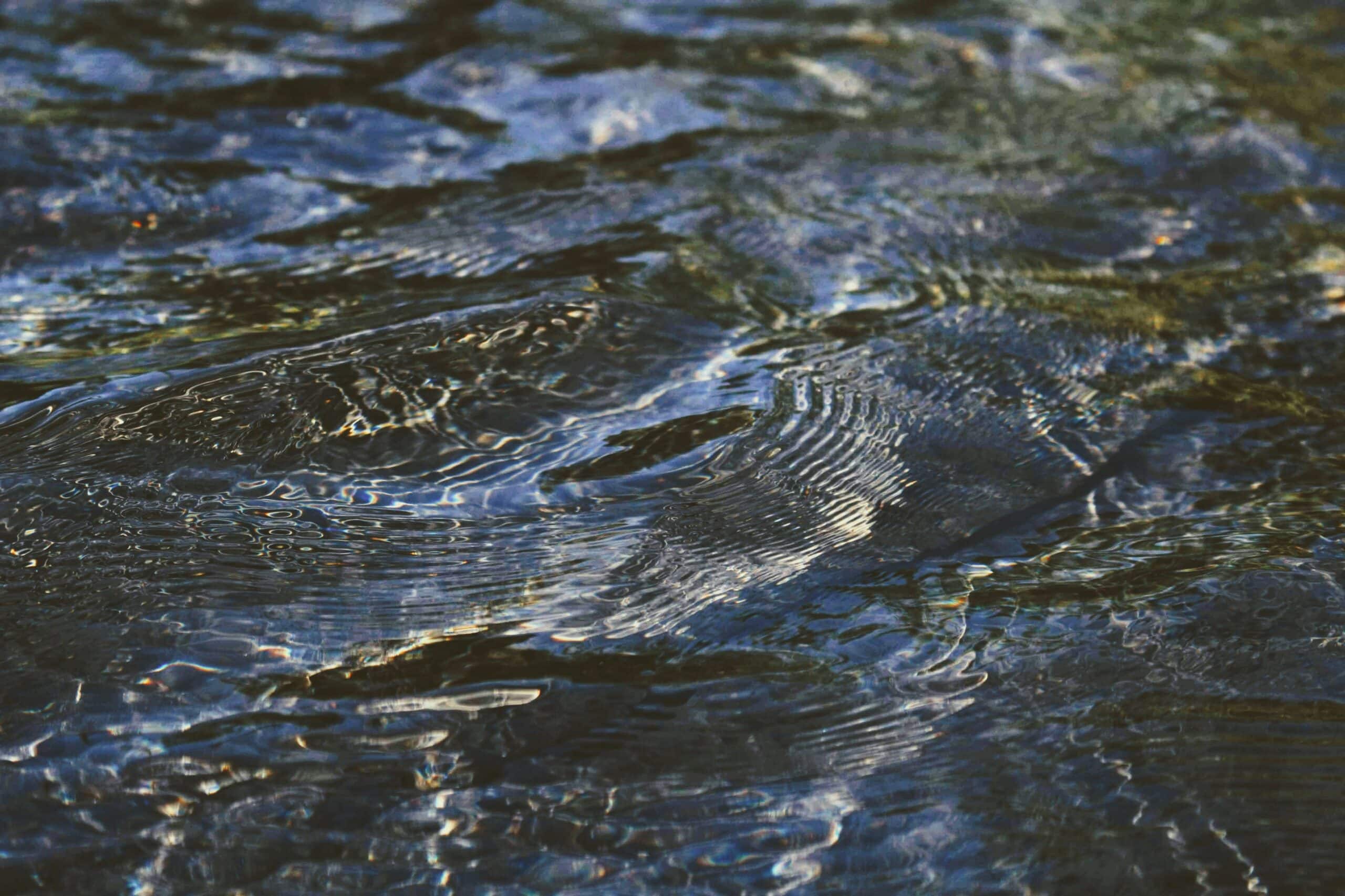 Water liquidity Photo by Joshua Hoehne on Unsplash